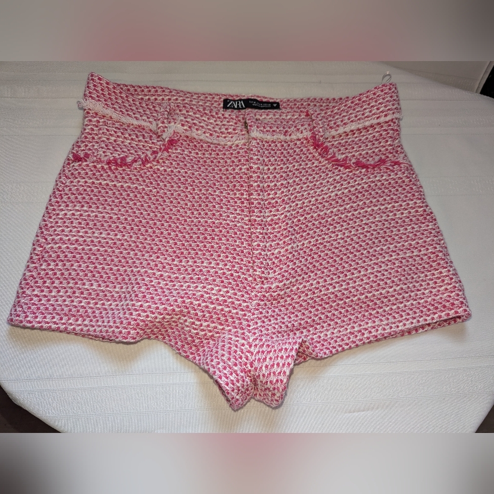 Textured shorts
